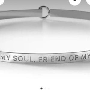 Be.Bangle-silver-Sister of my soul, friend of my heart
